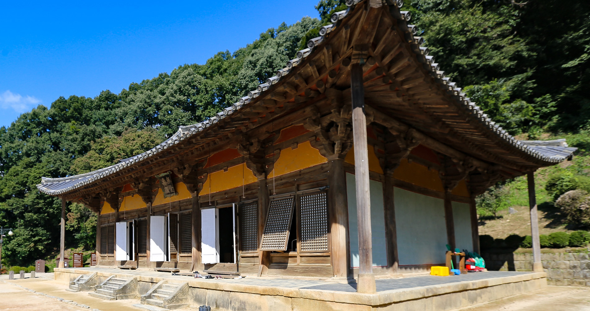 Muryangsujeon, le hall principal du temple