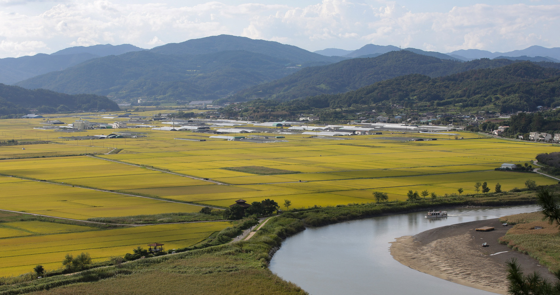 Depuis un belvédère, la baie de Suncheon