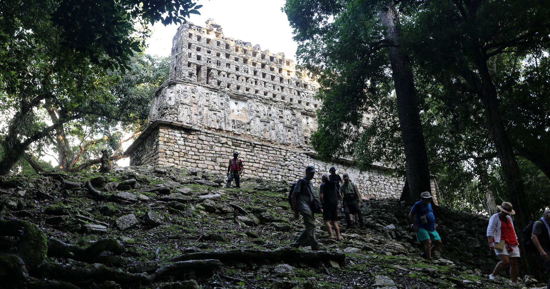 Descente du Gran Acropolis