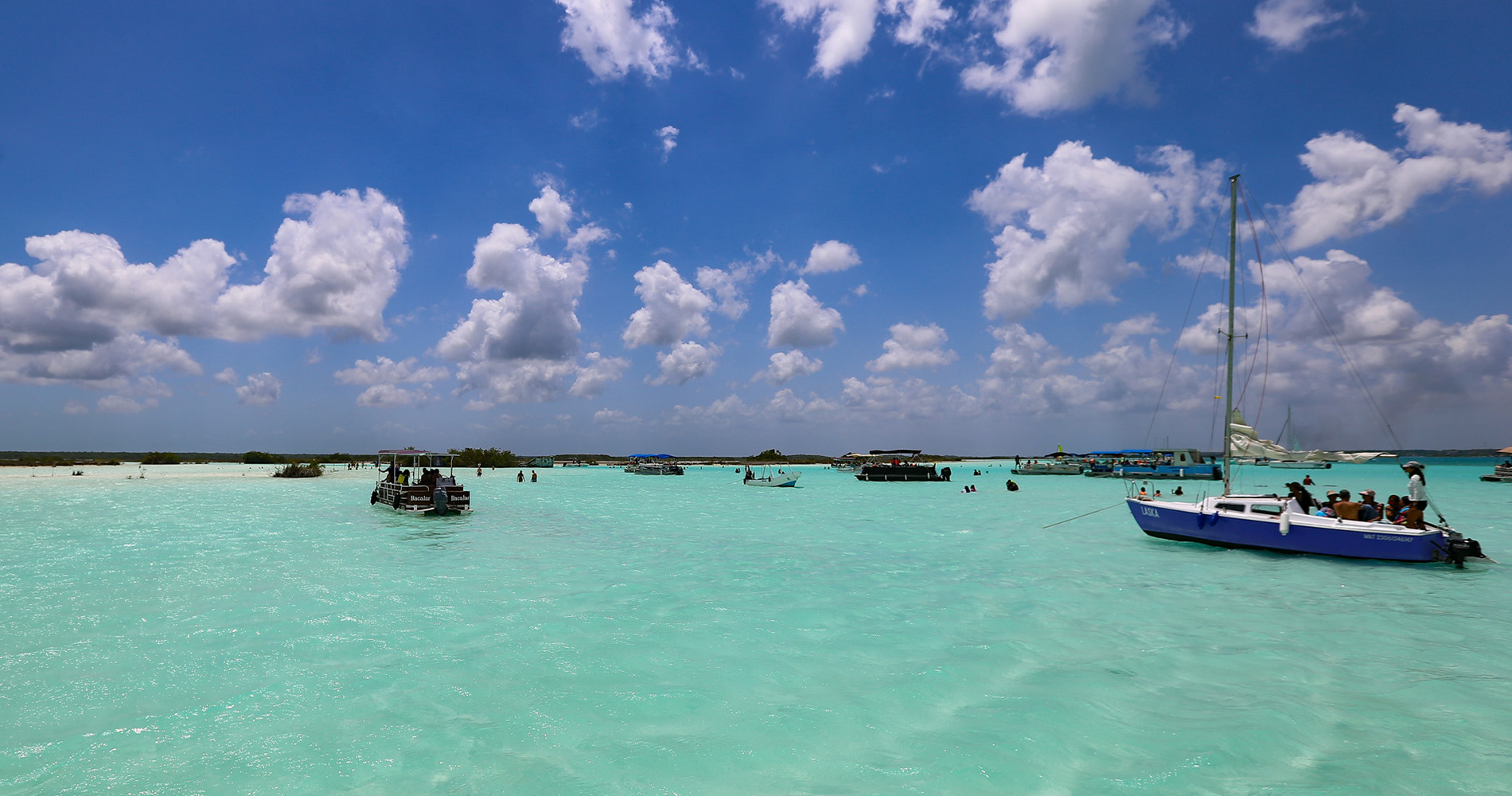 Vers le canal des Pirates, Bacalar